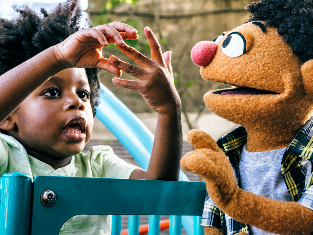 Child counting with Tamir.